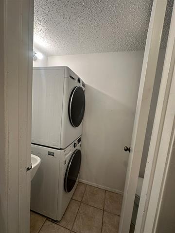 Building Photo - 4044 Buena Vista St