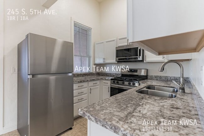 Building Photo - 245 S 5th Ave