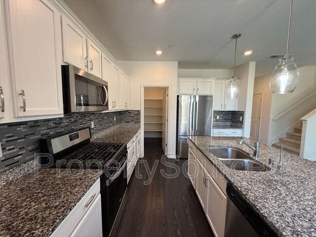 Building Photo - 2703 Rabbit Holw Dr