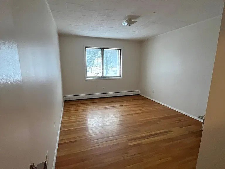 Building Photo - 61 Vandenburgh Ave