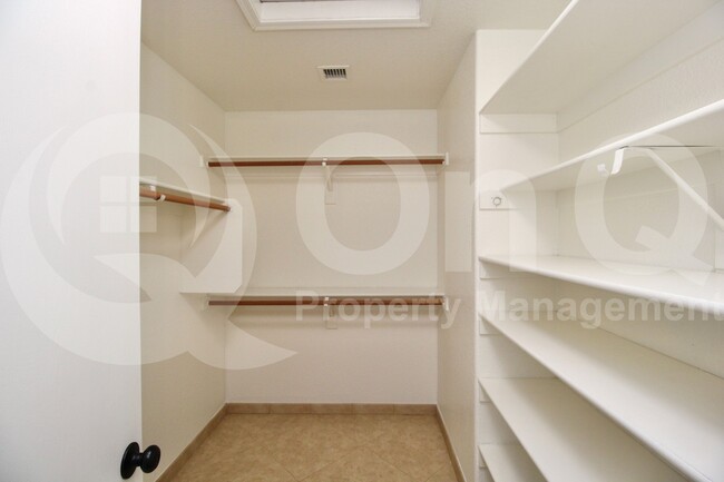 Building Photo - 1562 S Monterey St