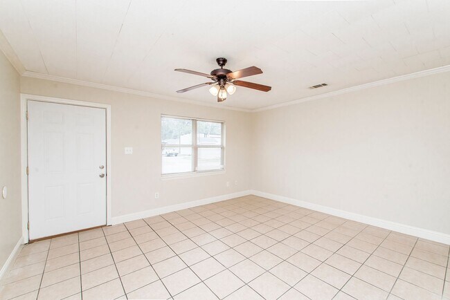 Building Photo - 27859 Frindik Ln