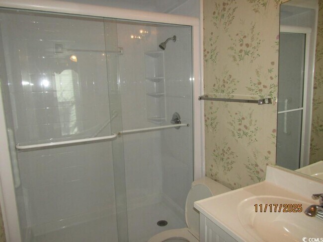 Building Photo - 928 Villa Dr