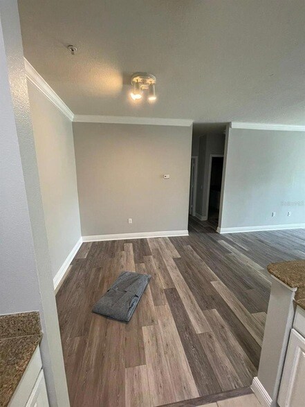 Building Photo - 142 Southern Pecan Cir