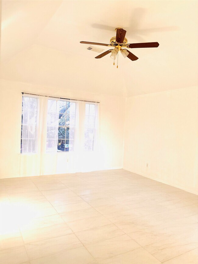 Building Photo - 18807 Forest Deer Rd