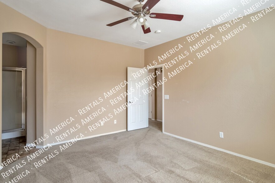 Building Photo - 4451 E Moreno Ct