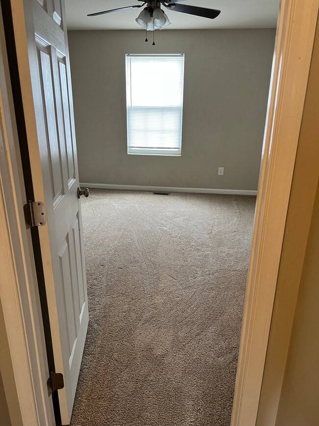 Master Bedroom - 43 Lobo Ln