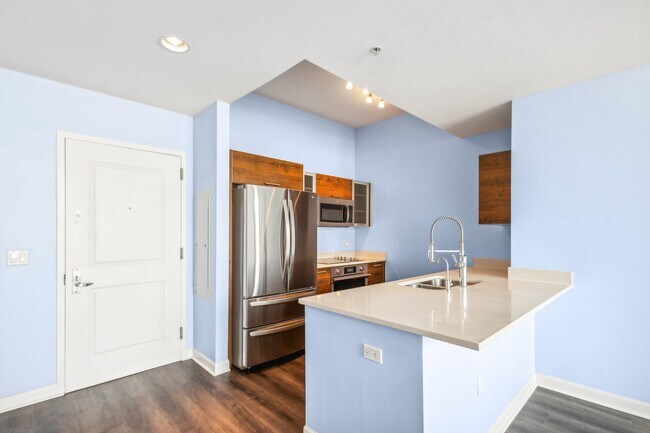 Building Photo - 480 Hibiscus St