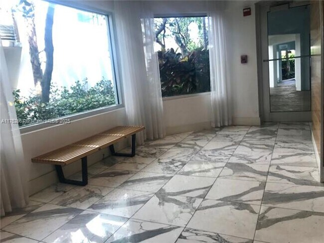 Building Photo - 7728 Collins Ave