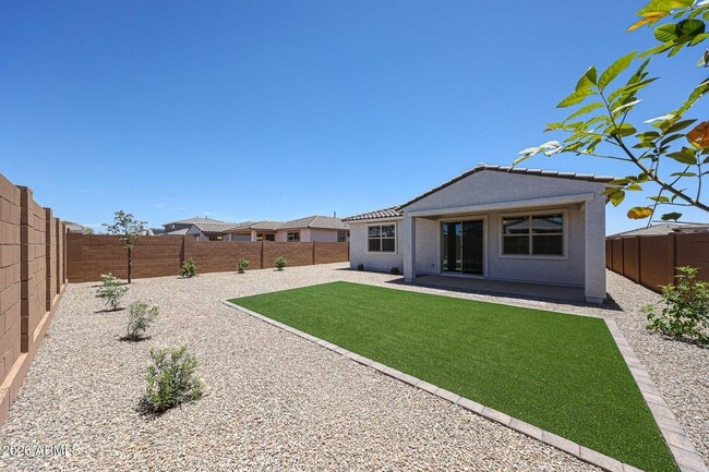 Building Photo - 26096 N 170th Ave