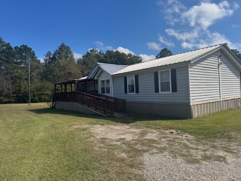 Building Photo - 12750 Farm to Market Road 2501