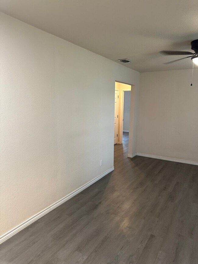 Building Photo - 2bd/1ba in Killeen