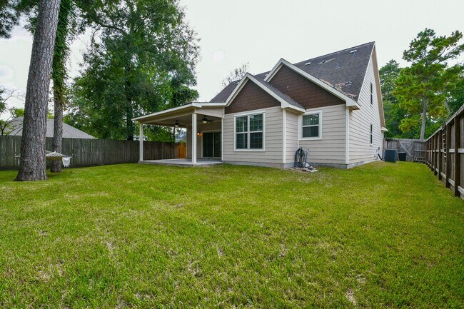 Building Photo - 10506 Chateau Ln