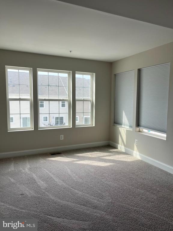 Building Photo - 1225 Fenwick Rd