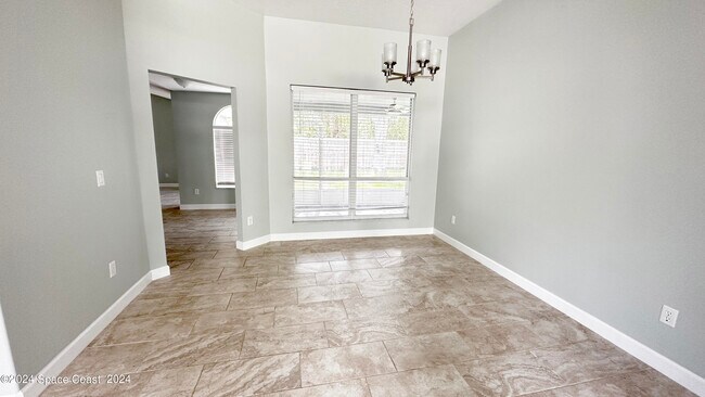 Building Photo - 925 Osprey Ln