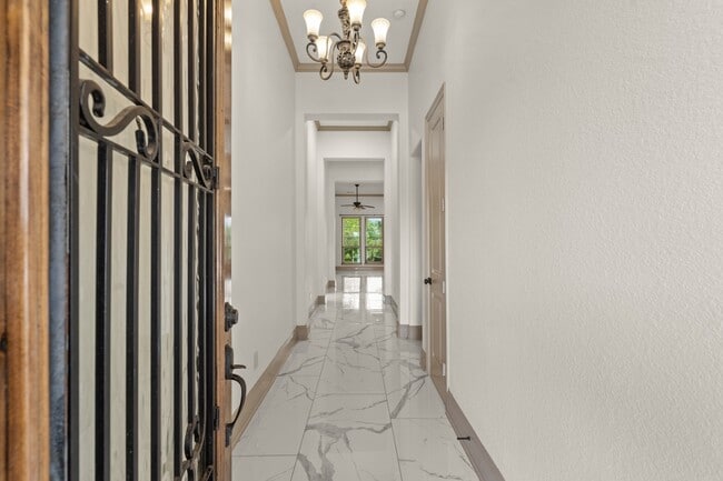 Building Photo - 5327 Metzger Ct