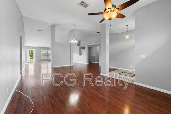 Building Photo - 3028 Sandstone Cir