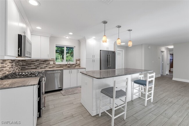 Building Photo - 26891 Our Ct