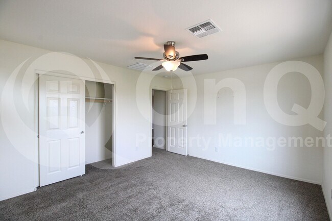 Building Photo - 15835 W Banff Ln
