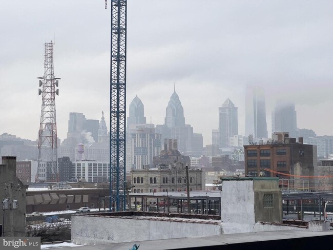 Building Photo - 423 Wallace St