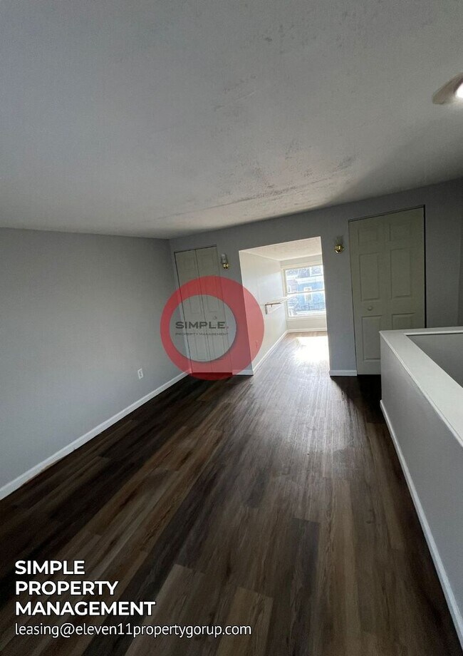 Building Photo - 1239 Greenwich St