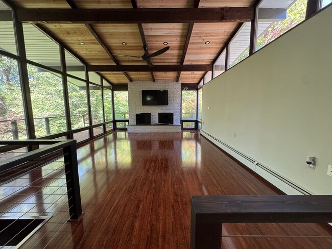 Building Photo - Spacious Mid-Century Modern Rental in Canton - 4 bed, 2 bath