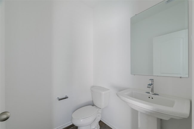 Building Photo - 5619 Simcrest Grove Dr