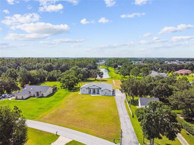 Building Photo - 6644 Country Club Rd