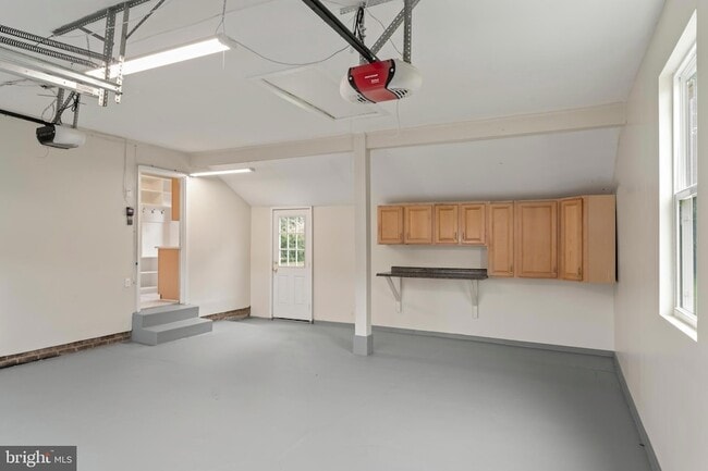 Building Photo - 17004 Cashell Rd