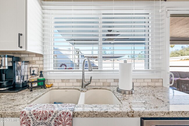 Building Photo - 5972 N 83rd St