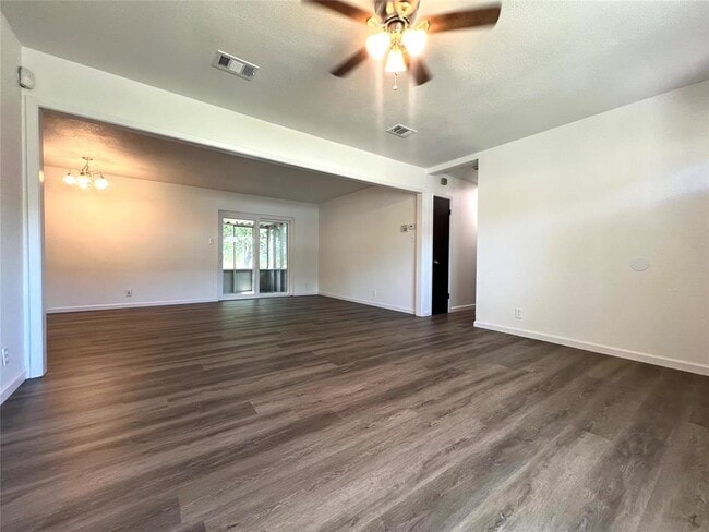 Building Photo - 2503 Biggs Dr