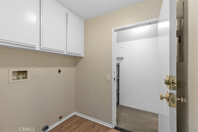 Building Photo - 41 Alondra