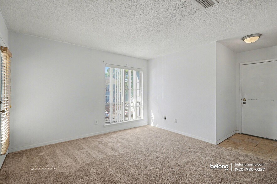 Building Photo - 7260 S Gaylord St