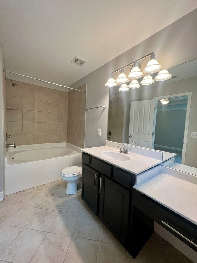 Building Photo - 5541 Prada Dr