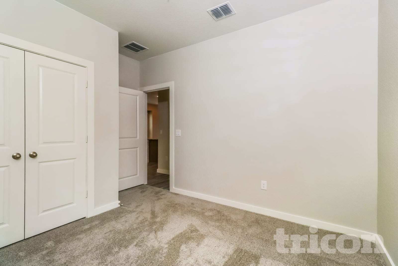 Building Photo - 612 Lindheimer Ln