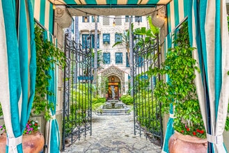 Main Entrance - Los Altos Apartments
