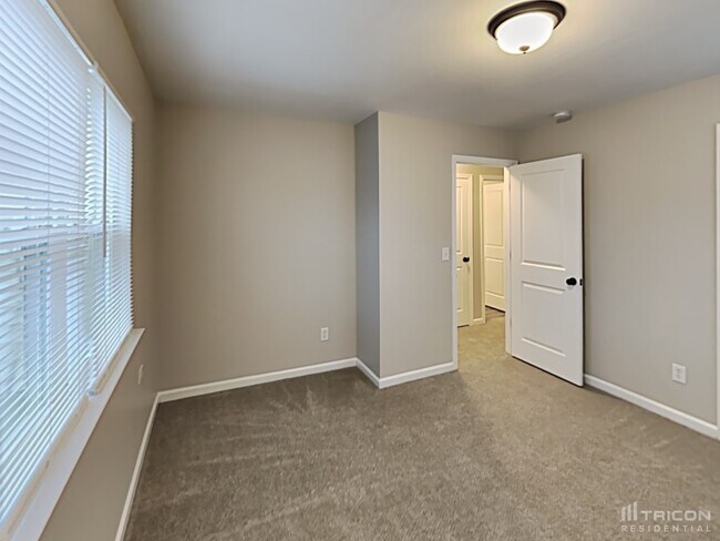 Building Photo - 760 Pennywell Ct