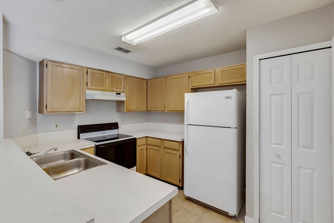 Building Photo - 3347 Mandarin Glen Dr