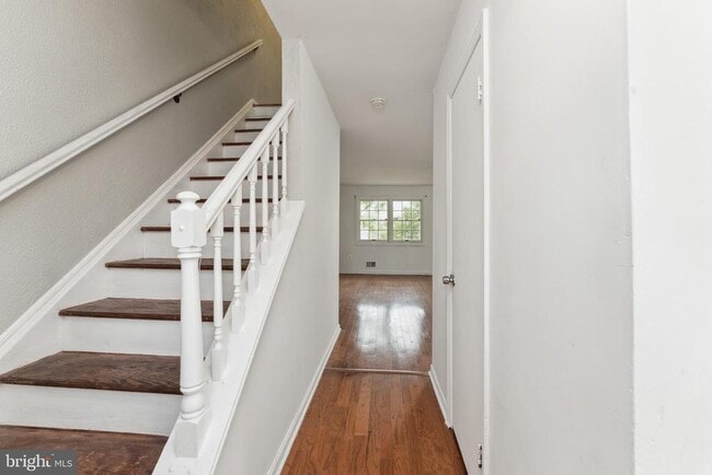Building Photo - 15 Prairie Rose Ct