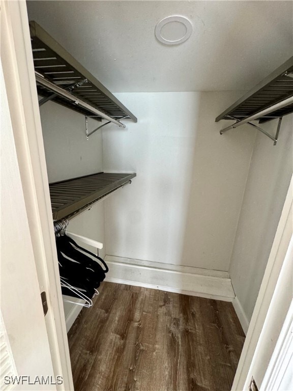 Building Photo - 400 Forest Lakes Blvd