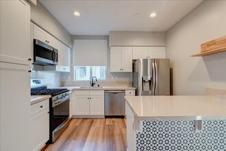 Building Photo - Modern, Energy Efficient & New 3 BD/3BA + Loft Townhome