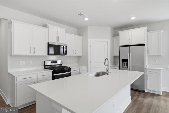 Building Photo - 115 Trellis View Ln