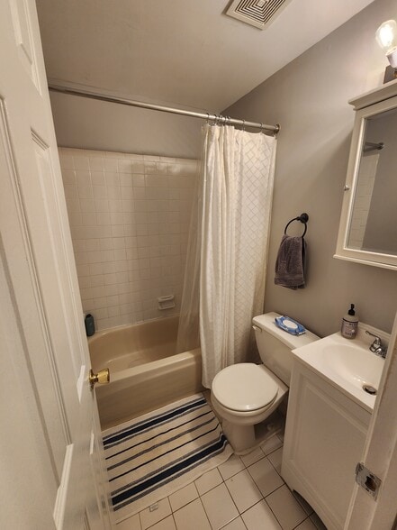 Lower Level Bathroom - 504 Rhode Island Ave NW
