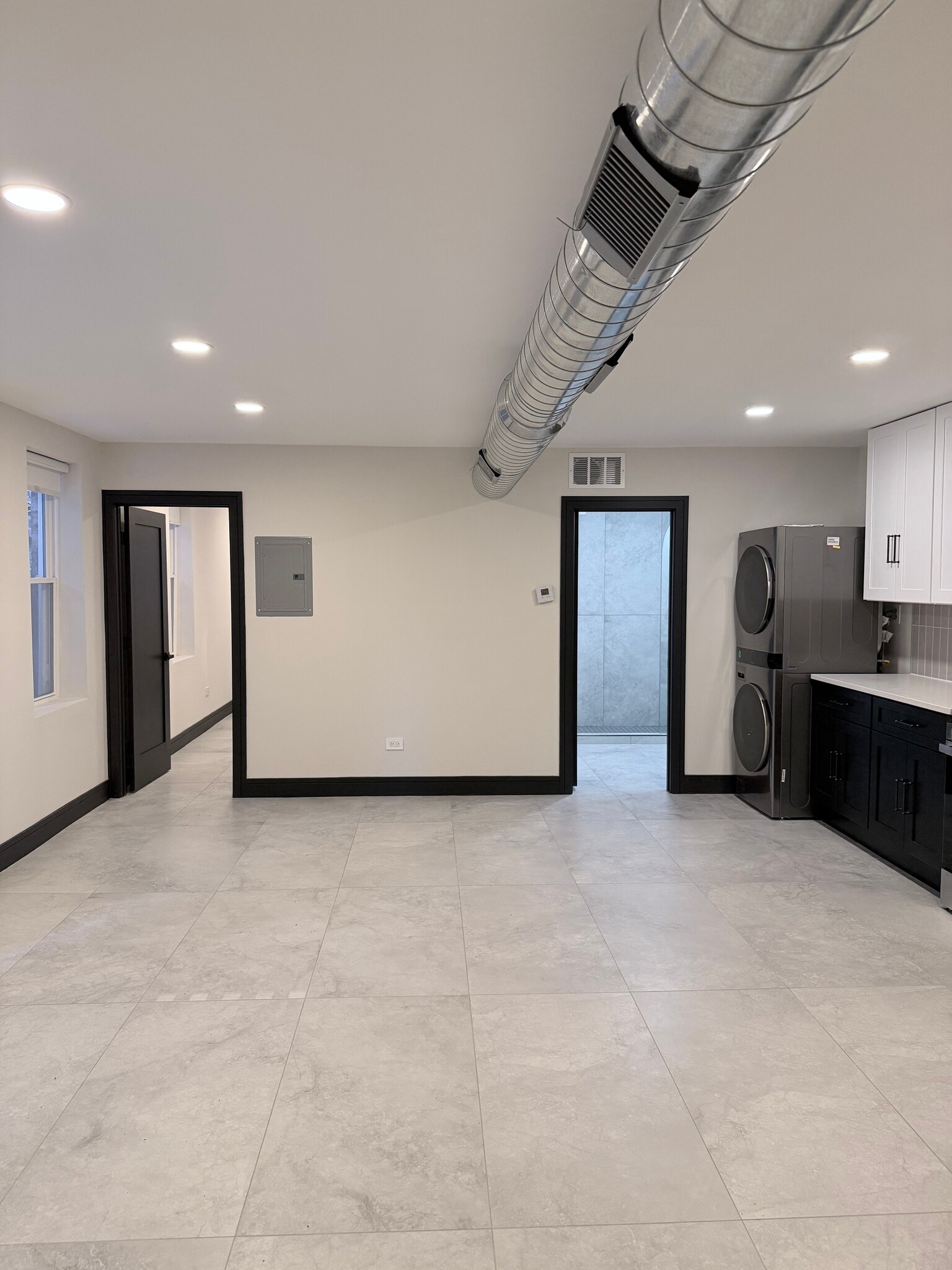 Building Photo - 1806 S Jefferson St