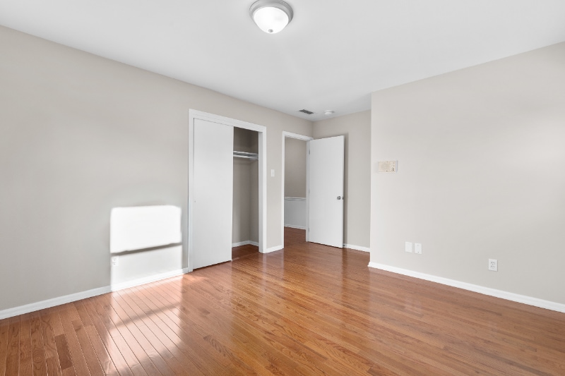 Building Photo - 6201 Hagan-Stone Park Rd