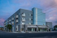 Building Photo - Poblana Place