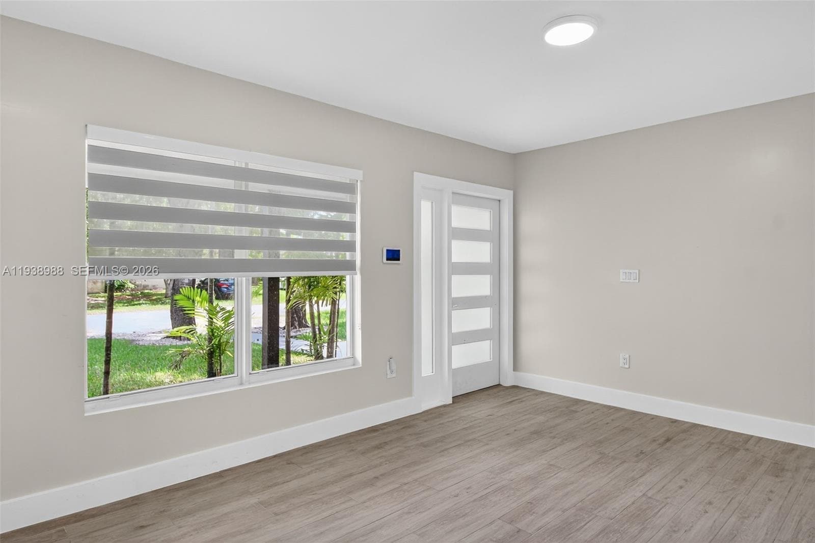 Building Photo - 6090 SW 63rd Ave