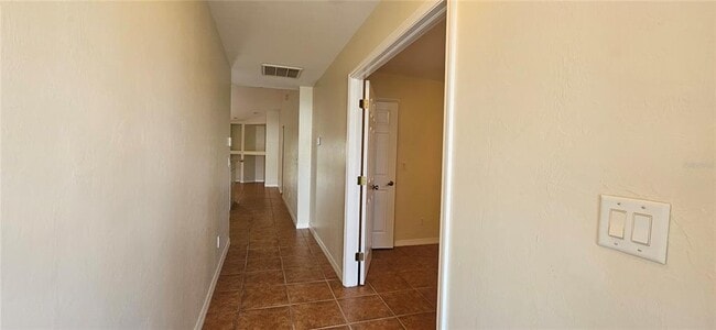 Building Photo - 3007 SW Santa Barbara Pl