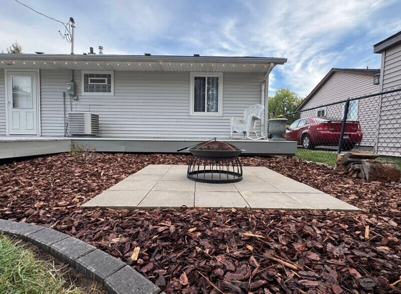 Building Photo - 681 Stockton Heights Dr