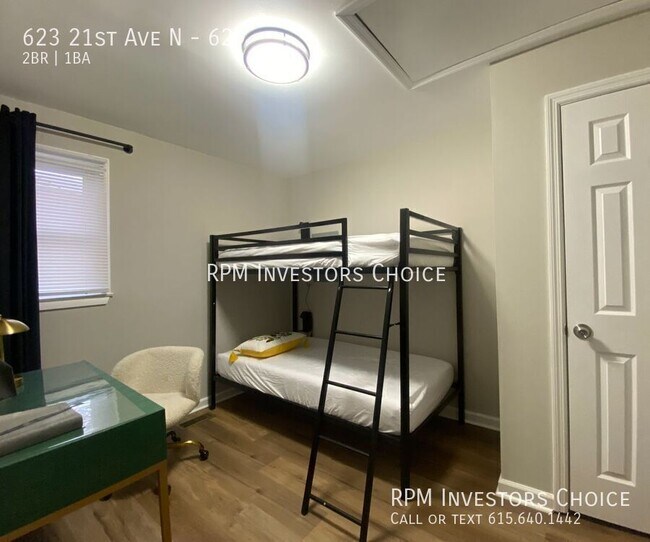 Building Photo - 623 21st Ave N